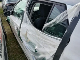 Skoda Fabia 1.0TSI 99900KM, снимка 5