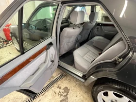 Mercedes-Benz E 200, снимка 10