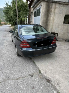 Mercedes-Benz 220 CDI, снимка 3