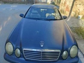 Mercedes-Benz CLK Газ Автоматик 136к.с. нови сезонни гуми, снимка 16