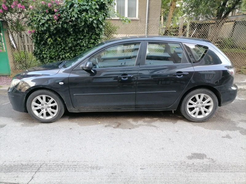 Mazda 3 1.6, снимка 3 - Автомобили и джипове - 49324593