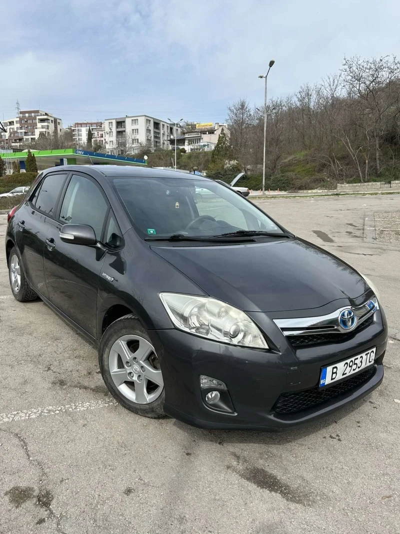 Toyota Auris 1.8 HYBRID, снимка 3 - Автомобили и джипове - 49517680