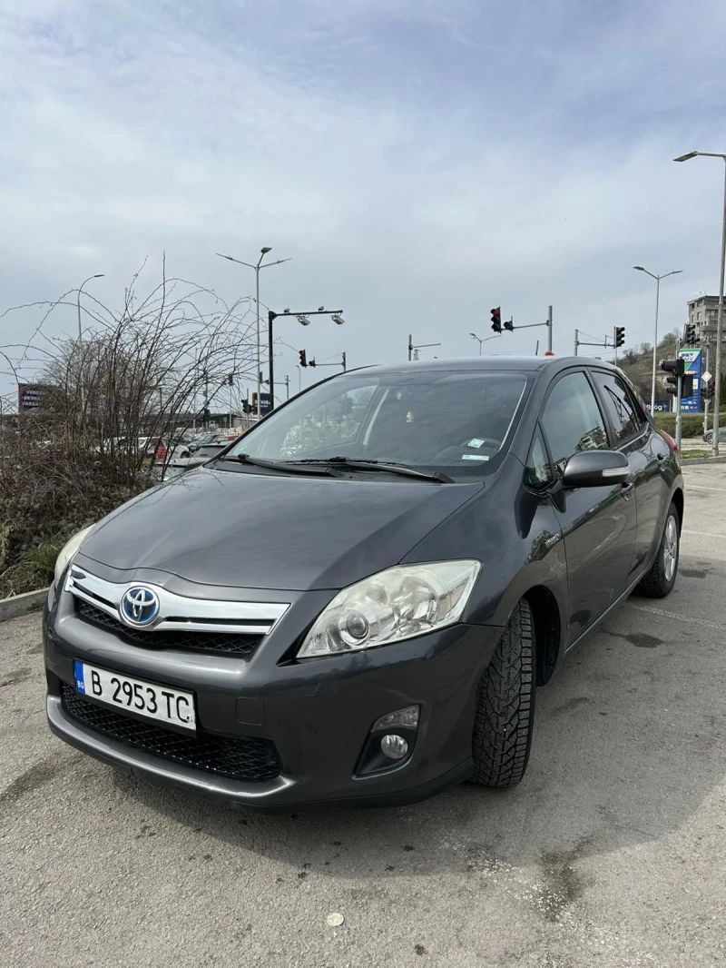 Toyota Auris 1.8 HYBRID, снимка 1 - Автомобили и джипове - 49517680