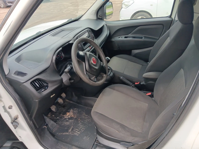 Fiat Doblo, снимка 13 - Автомобили и джипове - 52309681