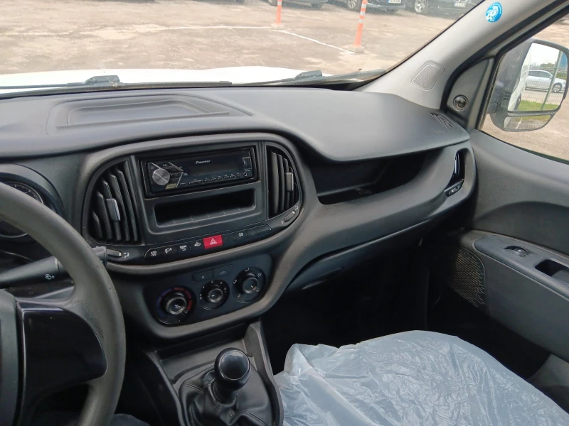 Fiat Doblo, снимка 11 - Автомобили и джипове - 52309681