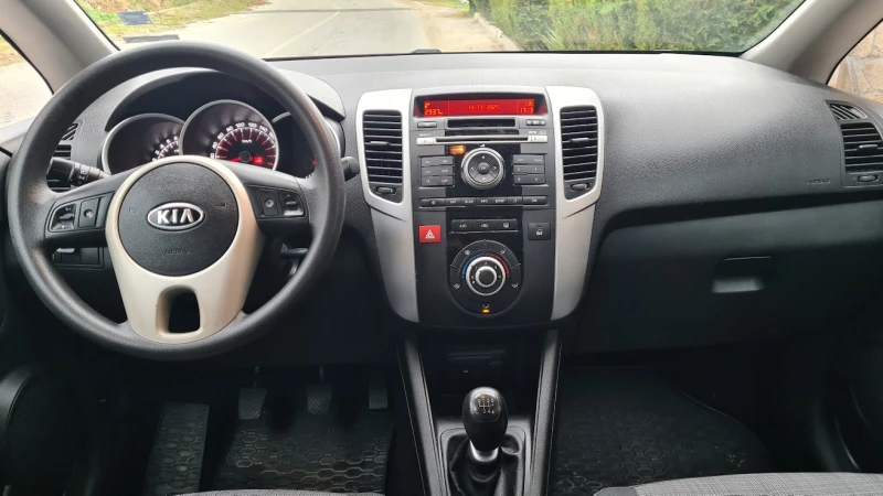 Kia Venga 1.4i, 16V, 90 к.с., ГАЗ, снимка 6 - Автомобили и джипове - 52468397