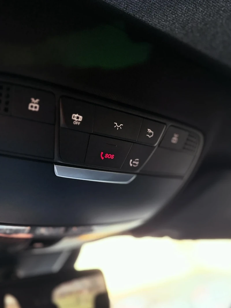 Mercedes-Benz E 220, снимка 17 - Автомобили и джипове - 53538508