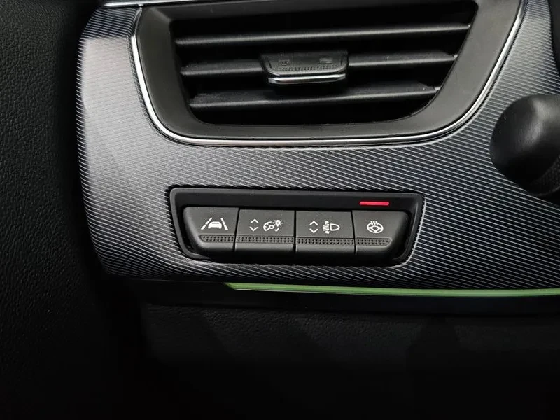 Renault Arkana XM3 1.3 TCe RE Signature, снимка 13 - Автомобили и джипове - 55172173