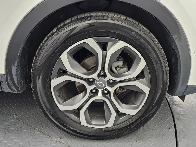 Renault Arkana XM3 1.3 TCe RE Signature, снимка 4 - Автомобили и джипове - 55172173