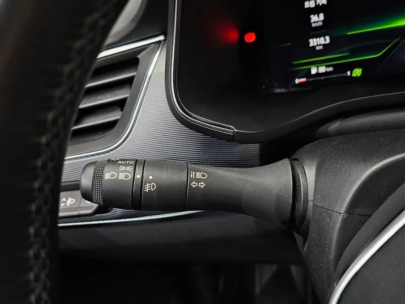 Renault Arkana XM3 1.3 TCe RE Signature, снимка 15 - Автомобили и джипове - 55172173