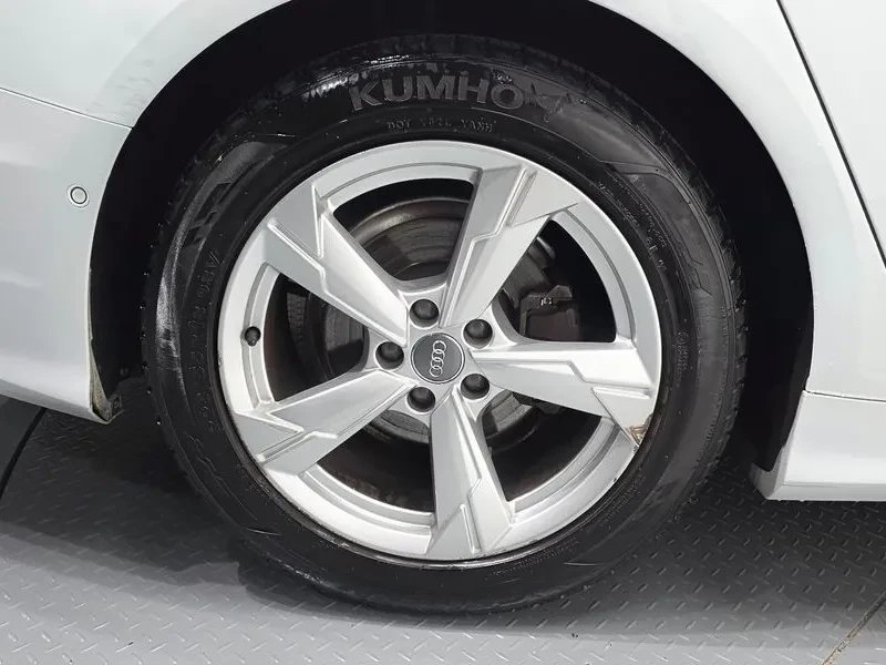 Audi A6 2.0 TDI / PANO/ ПАМЕТ/ КАМЕРА/ ПОДГРЕВ , снимка 5 - Автомобили и джипове - 56723340