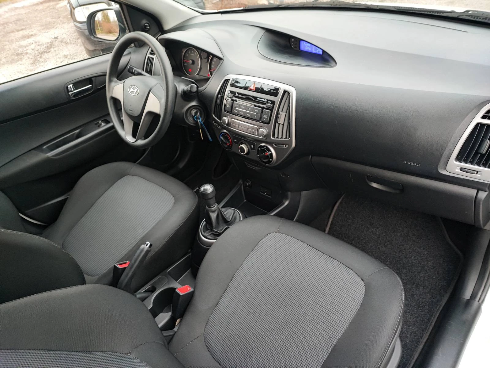 Hyundai I20 FACELIFT* EURO 5* 78000KM!!! | Mobile.bg — изображение 11