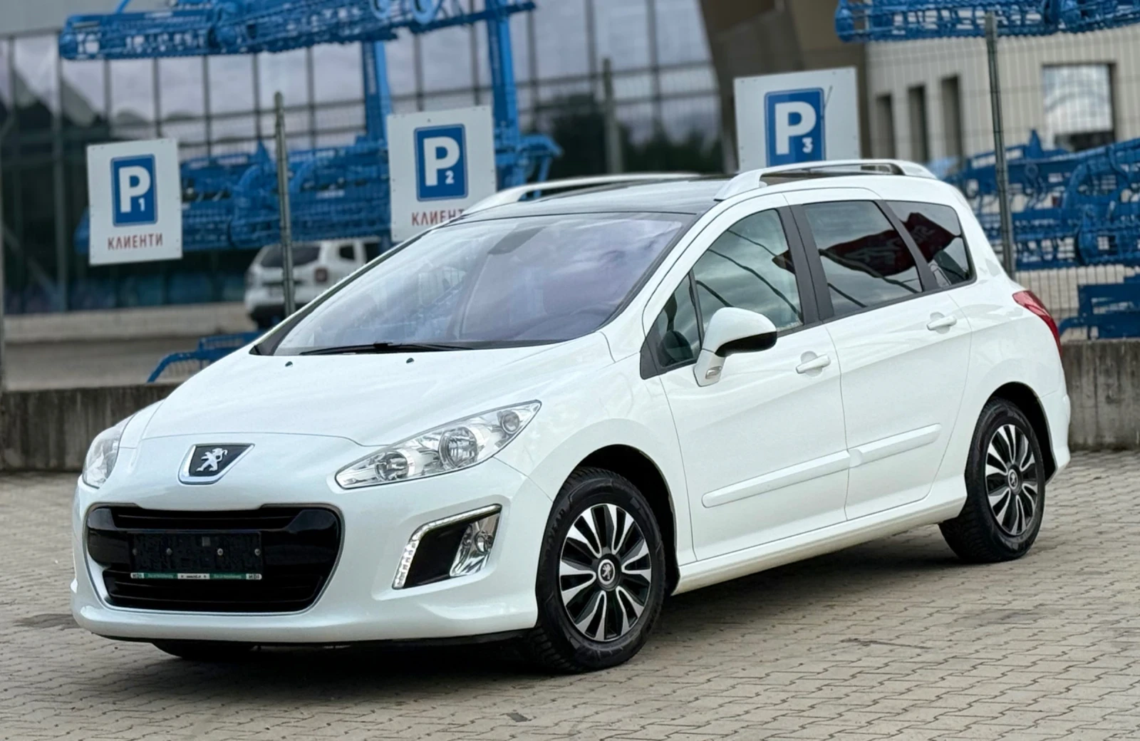 Peugeot 308 1.6i * Климатроник* * Face-Lift* * Серв.история*  - изображение 3