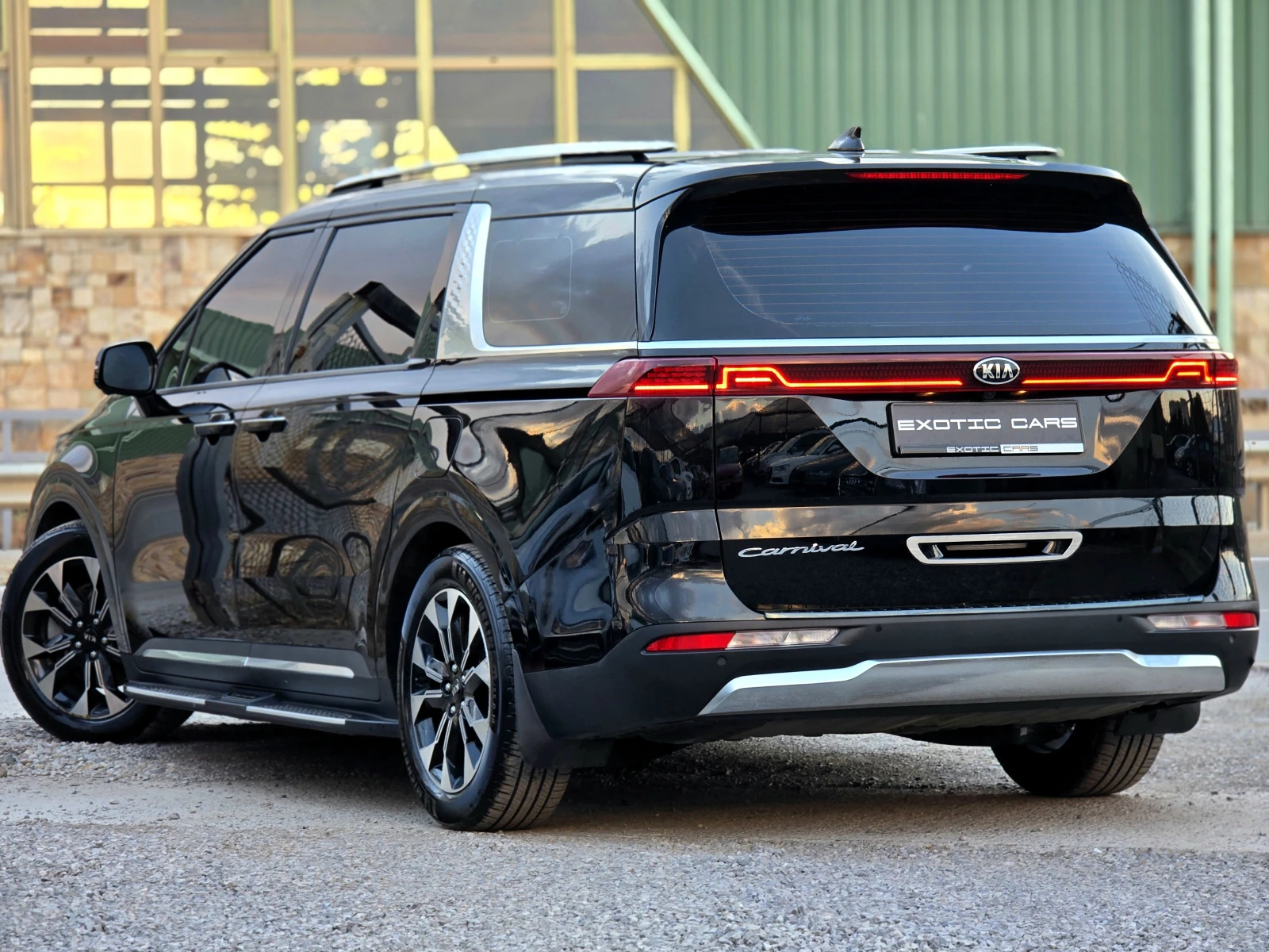 Kia Carnival 2.2 CRDi ! 6+ 3 места ! Signature ! - изображение 6
