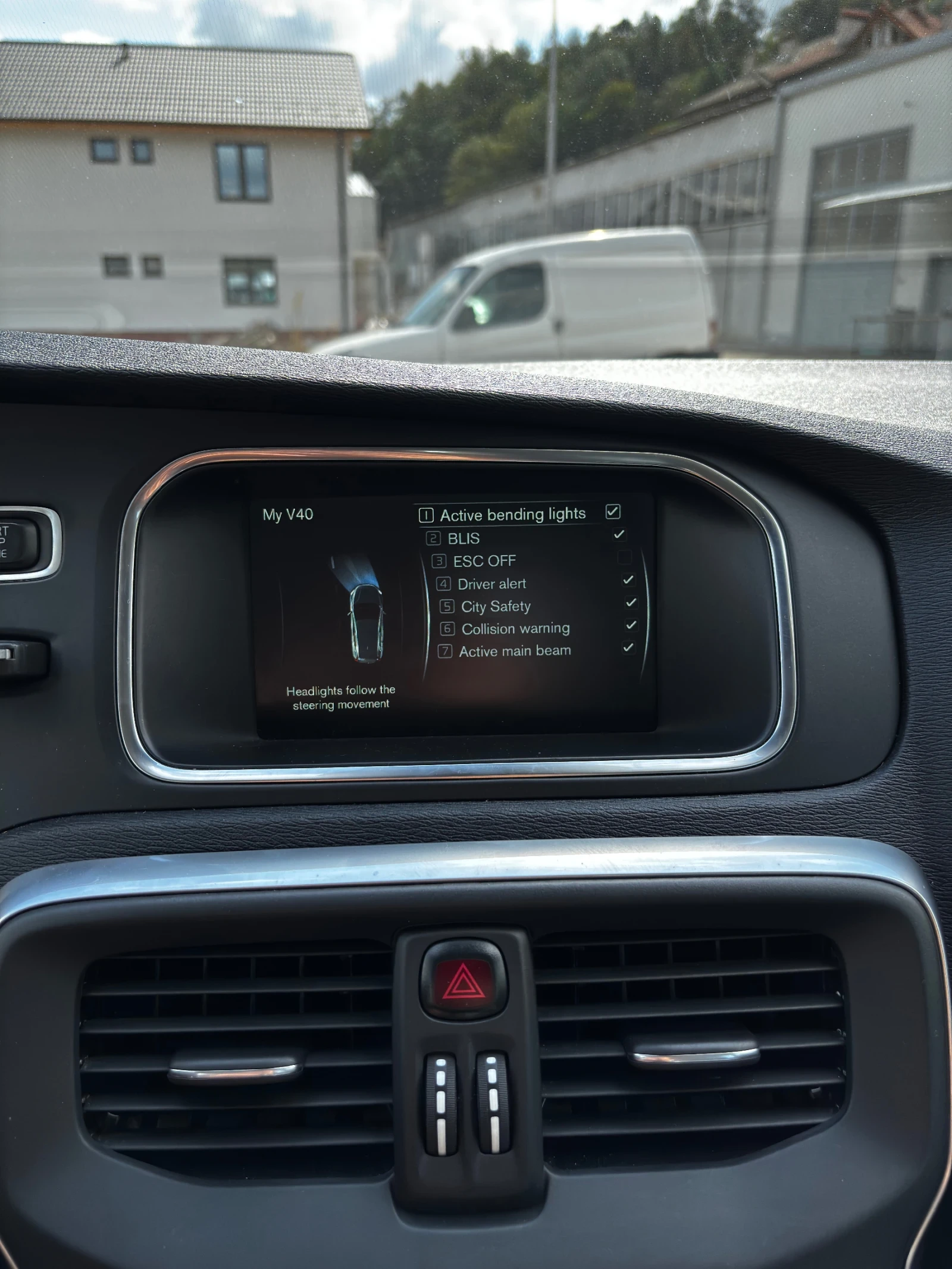 Volvo V40 D4 190 .. | Mobile.bg   13