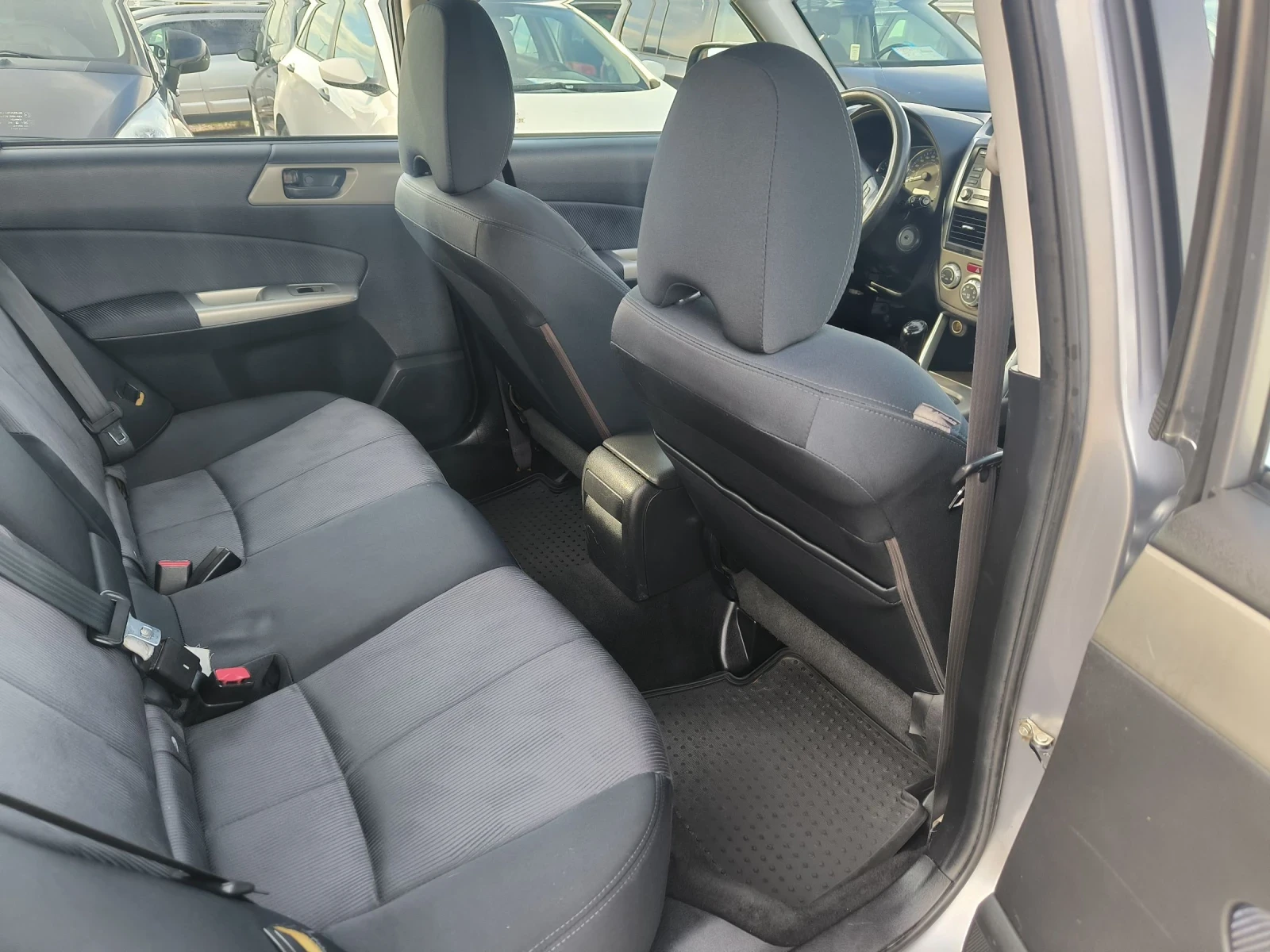 Subaru Forester 2.0i - изображение 10