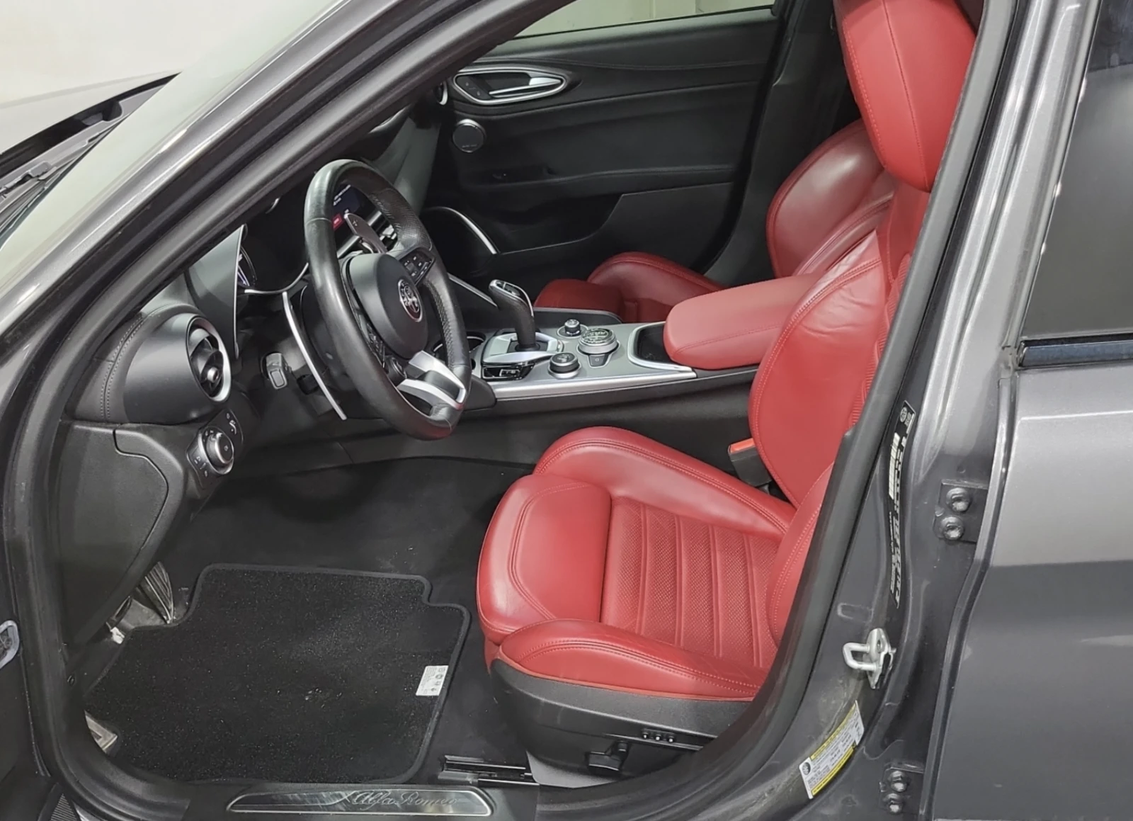 Alfa Romeo Giulia VELOCE - изображение 5