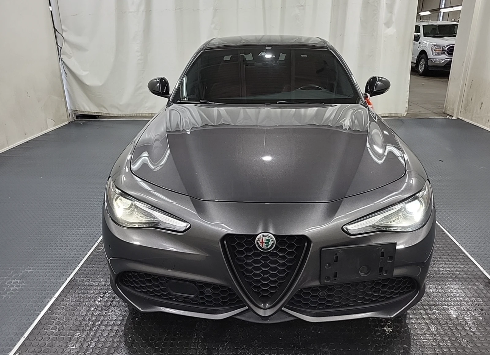 Alfa Romeo Giulia VELOCE - изображение 7