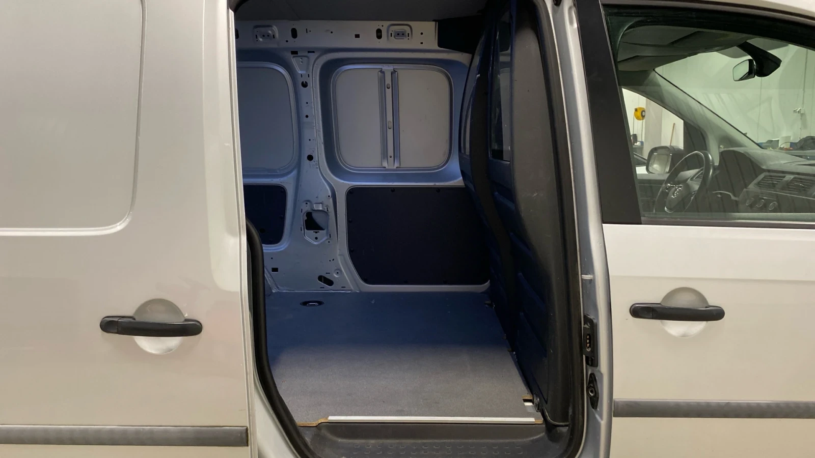 VW Caddy E-Caddy Maxi ABT, снимка 7 - Автомобили и джипове - 53765986