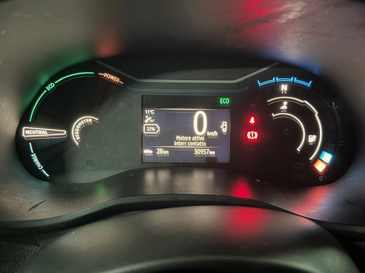 Dacia Spring Comfort 27kWh, снимка 14 - Автомобили и джипове - 53923752