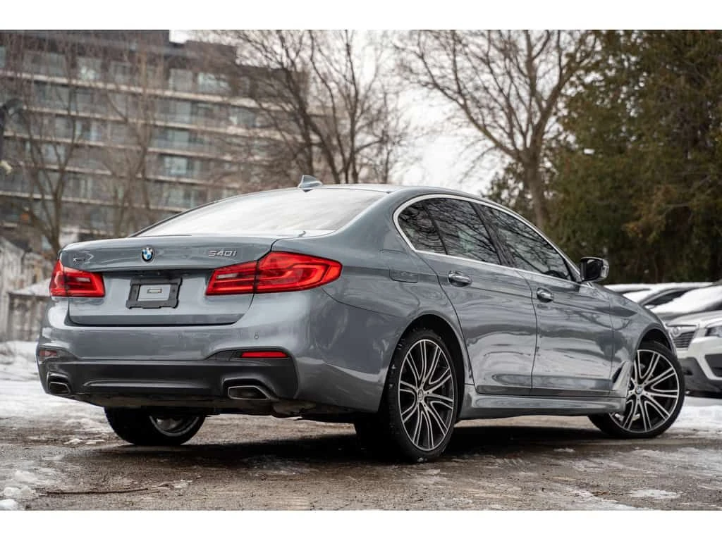 BMW 540 i xDrive| CARFAX| МАСАЖИ | 360 | HARMAN KARDON , снимка 7 - Автомобили и джипове - 53953145