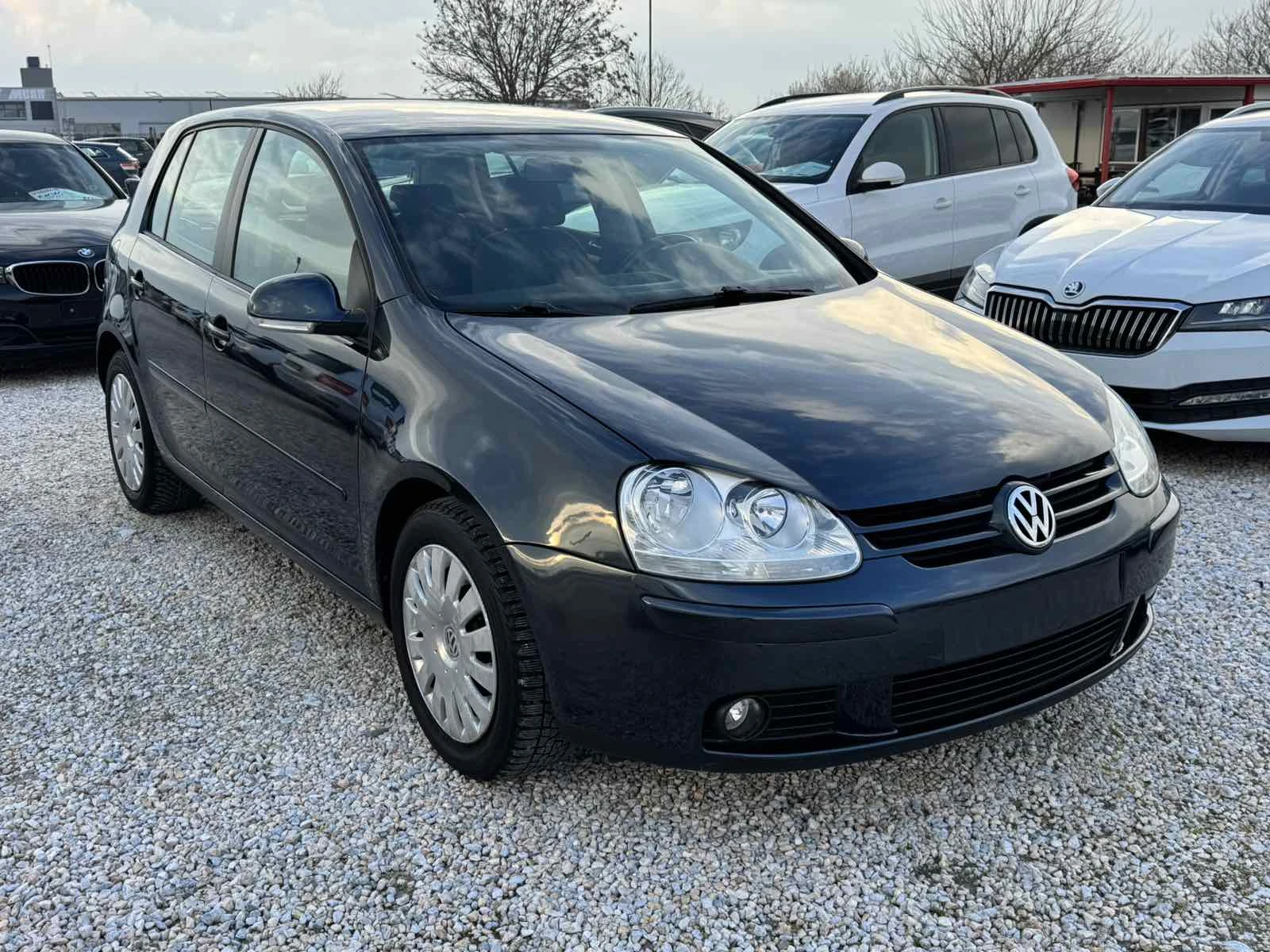 VW Golf 1.6I, снимка 3 - Автомобили и джипове - 54022376