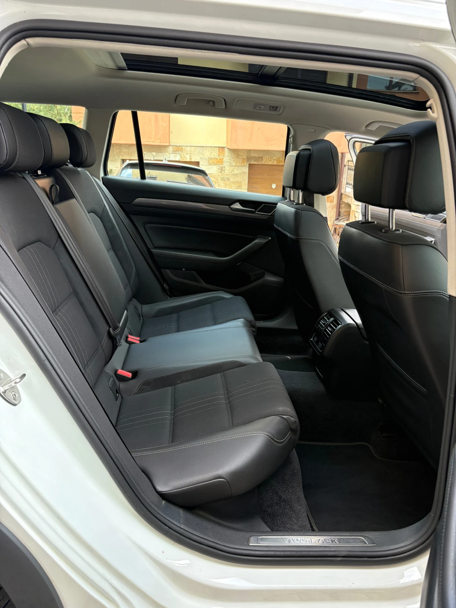 VW Passat Alltrack 240кс. 4х4, снимка 10 - Автомобили и джипове - 54257457