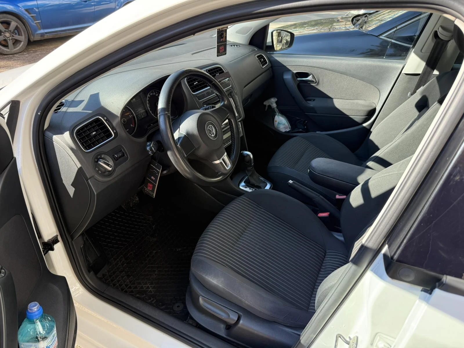 VW Polo 1.6 TDI/DSG/, снимка 2 - Автомобили и джипове - 54425059
