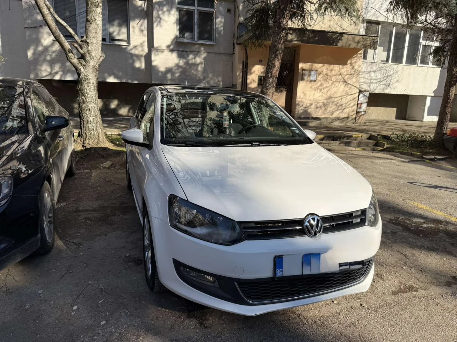 VW Polo 1.6 TDI/DSG/, снимка 7 - Автомобили и джипове - 54425059