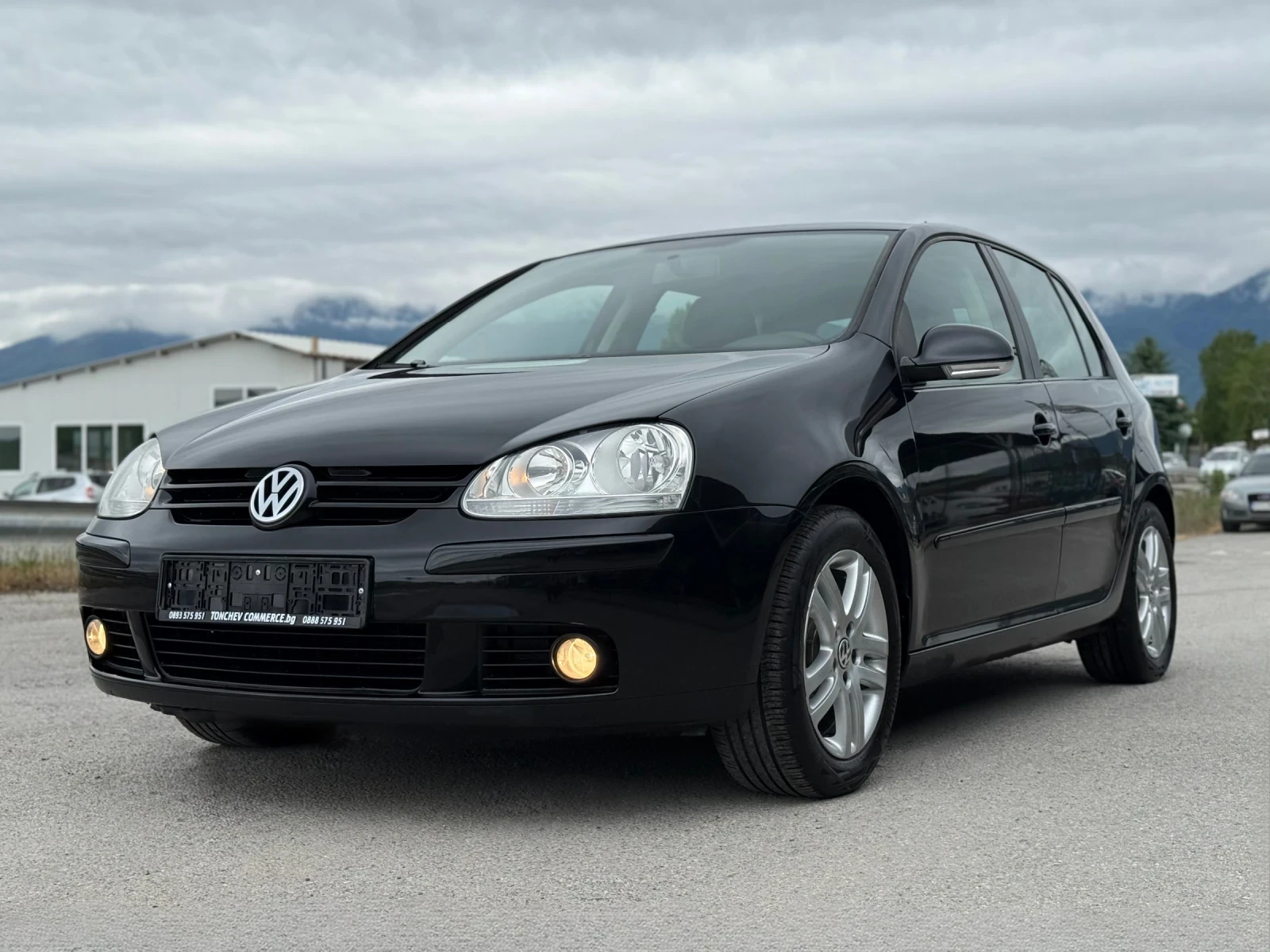 VW Golf 1.6i-GPL-157.000km-NEW-HIGHLINE-NAVI-TV-CAR PLAY, снимка 3 - Автомобили и джипове - 54548319