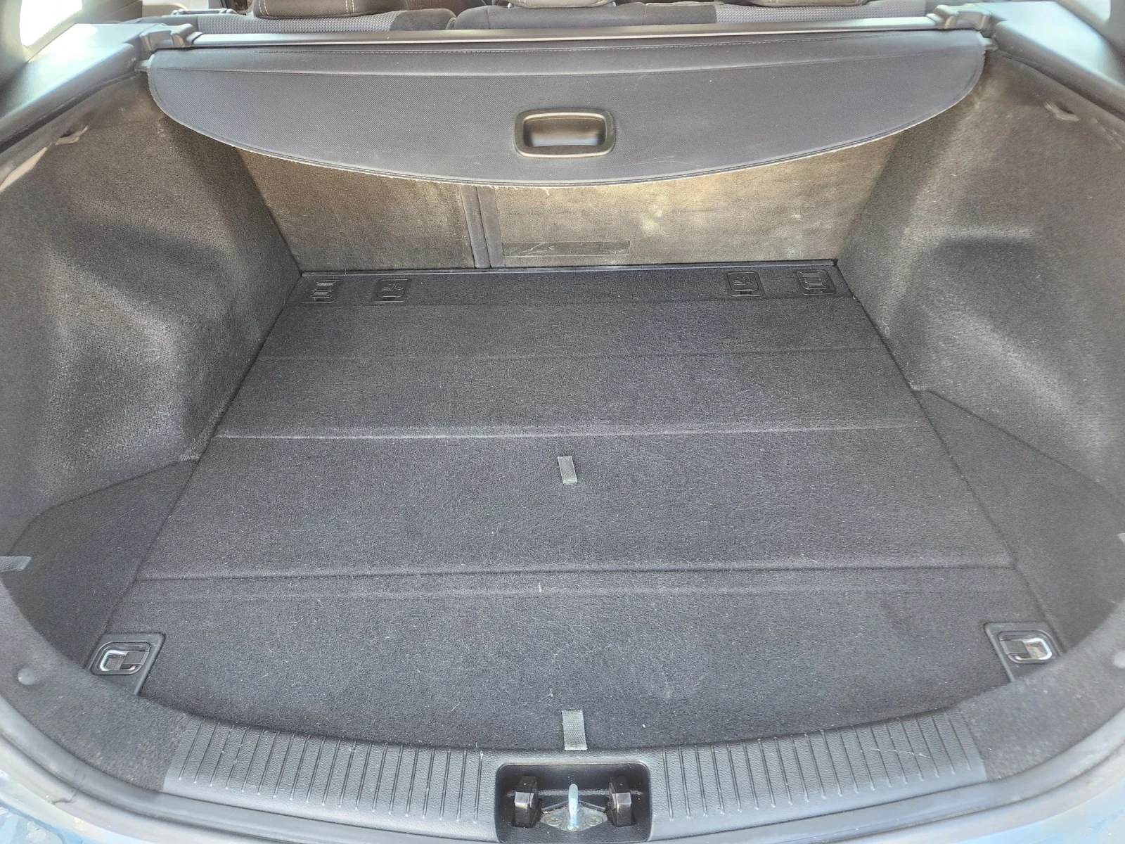 Hyundai I30 1.6 CRDI, снимка 14 - Автомобили и джипове - 54563622