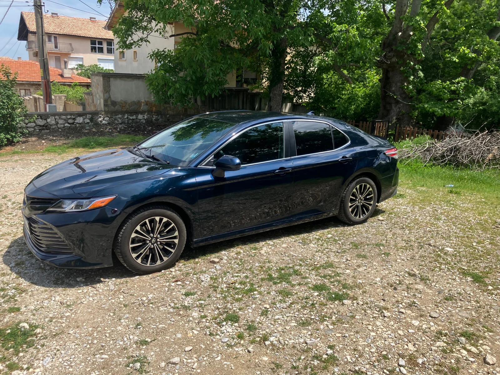 Toyota Camry, снимка 2 - Автомобили и джипове - 54618356