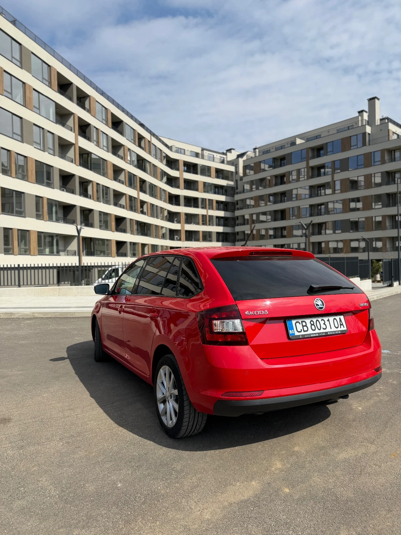 Skoda Rapid, снимка 2 - Автомобили и джипове - 54768932