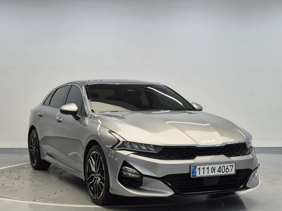 Kia K5 С Фабрична Газ, снимка 4 - Автомобили и джипове - 55130286