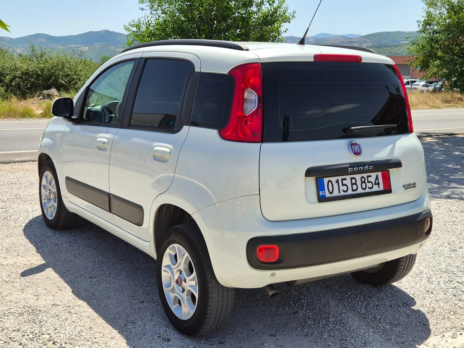 Fiat Panda 0.9i BENZ/METAN, снимка 5 - Автомобили и джипове - 55427775