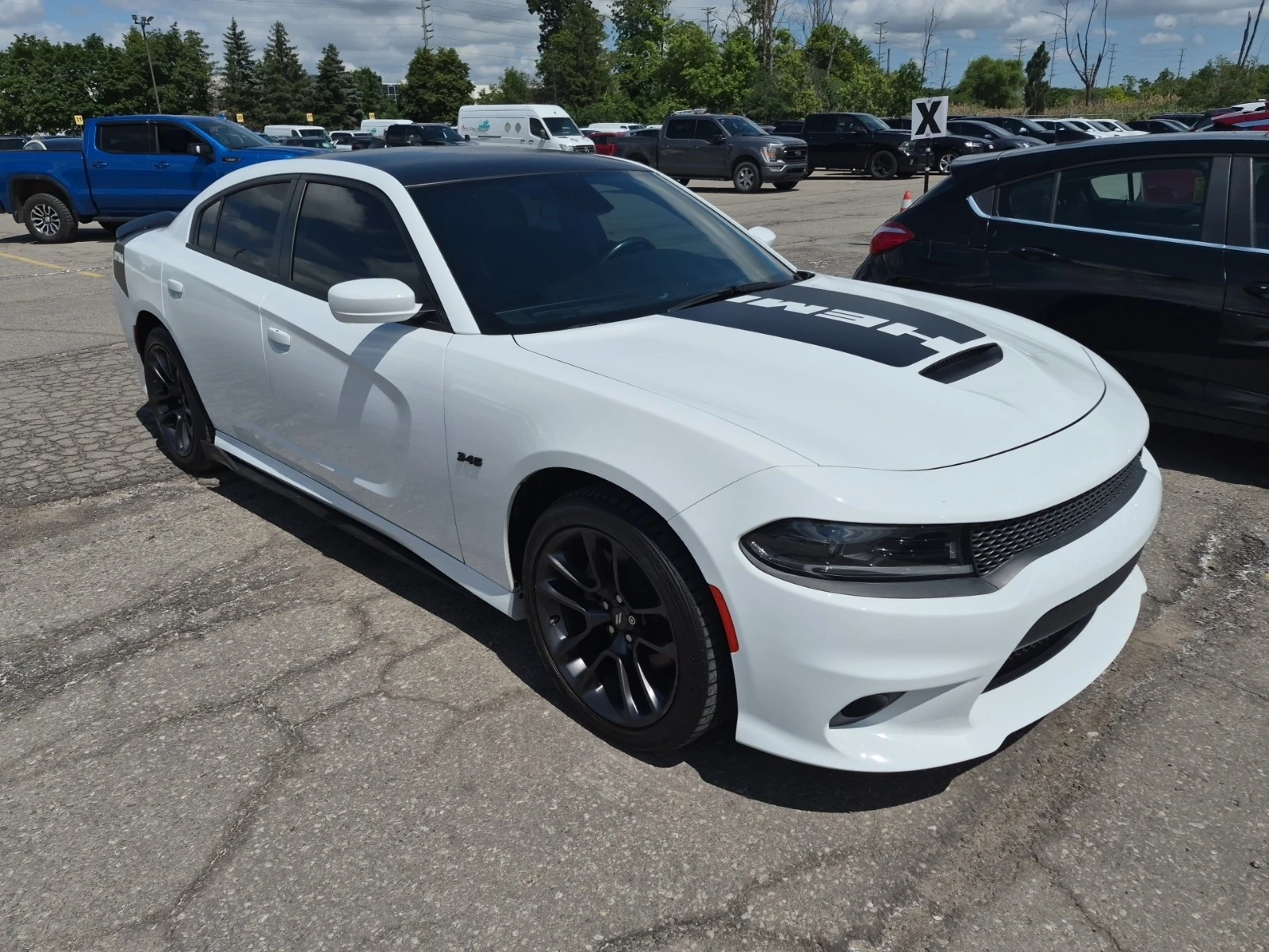 Dodge Charger R/T 5.7 HEMI * * CARFAX * * АВТО КРЕДИТ * * , снимка 2 - Автомобили и джипове - 55541919
