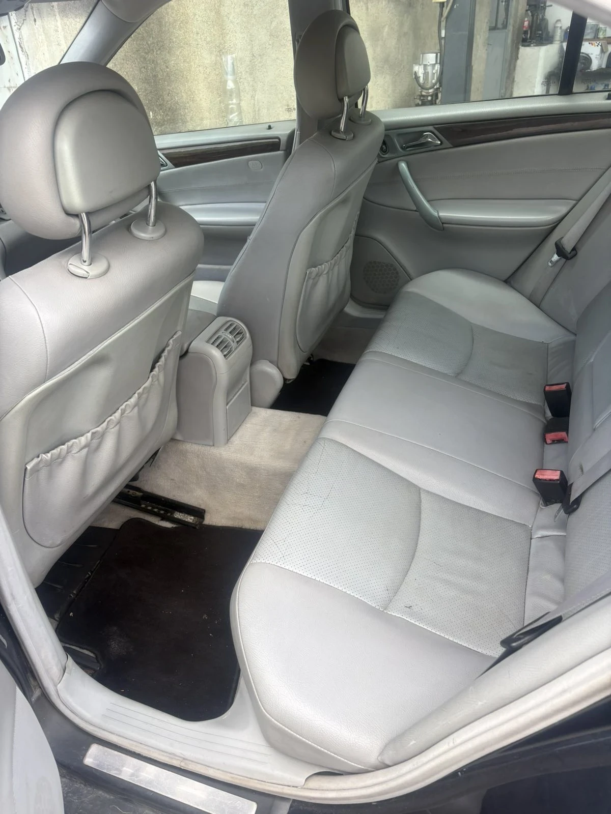 Mercedes-Benz 220 CDI, снимка 8 - Автомобили и джипове - 55673472