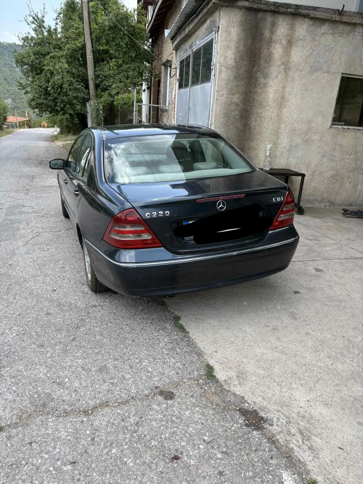 Mercedes-Benz 220 CDI, снимка 3 - Автомобили и джипове - 55673472