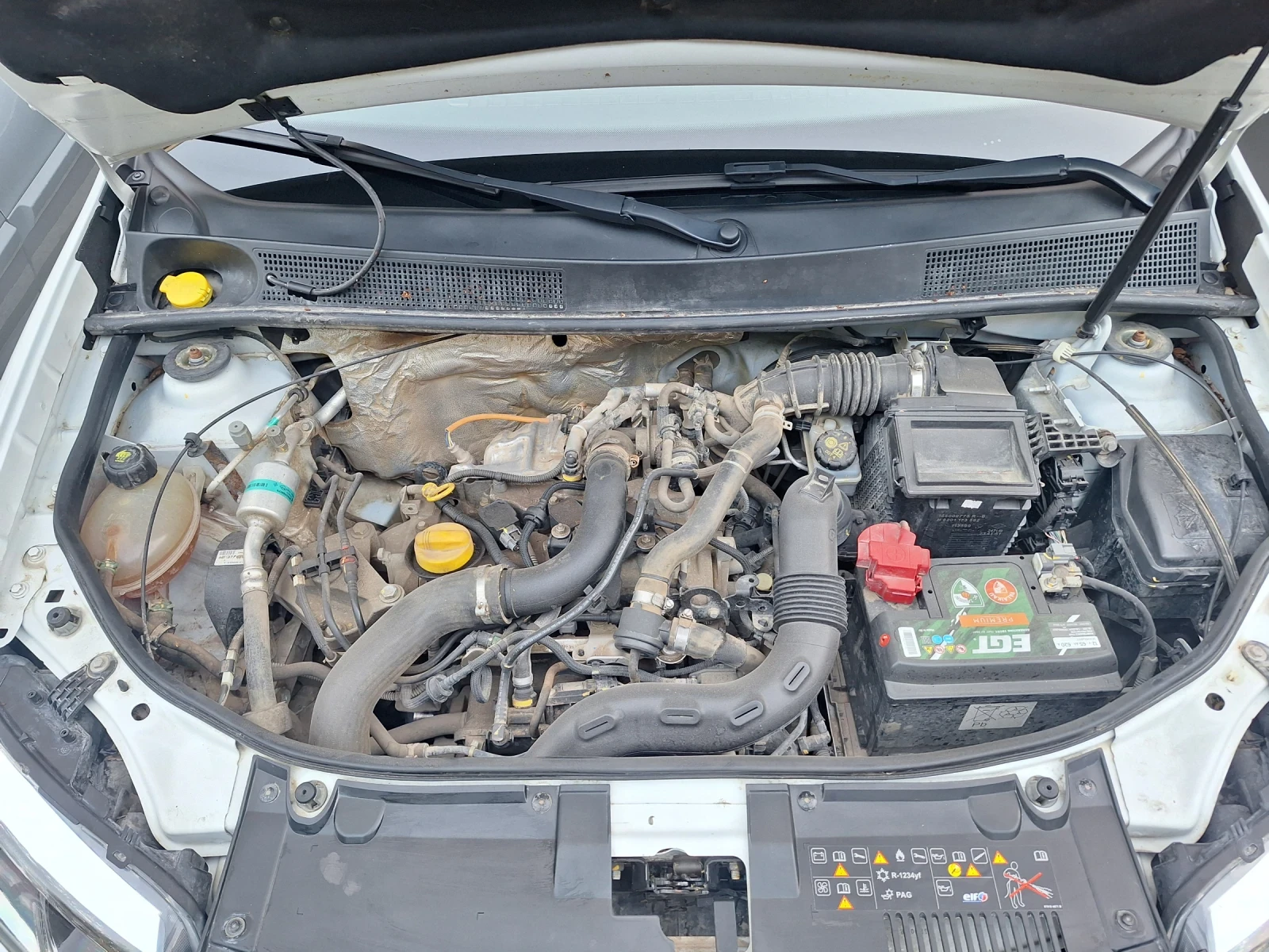 Dacia Sandero, снимка 13 - Автомобили и джипове - 55884505