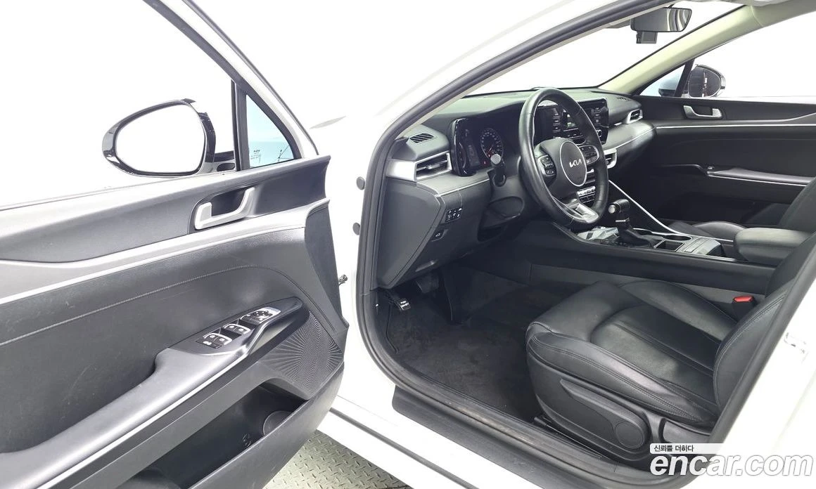 Kia K5 2.0 LPI Strandard, снимка 13 - Автомобили и джипове - 55893429