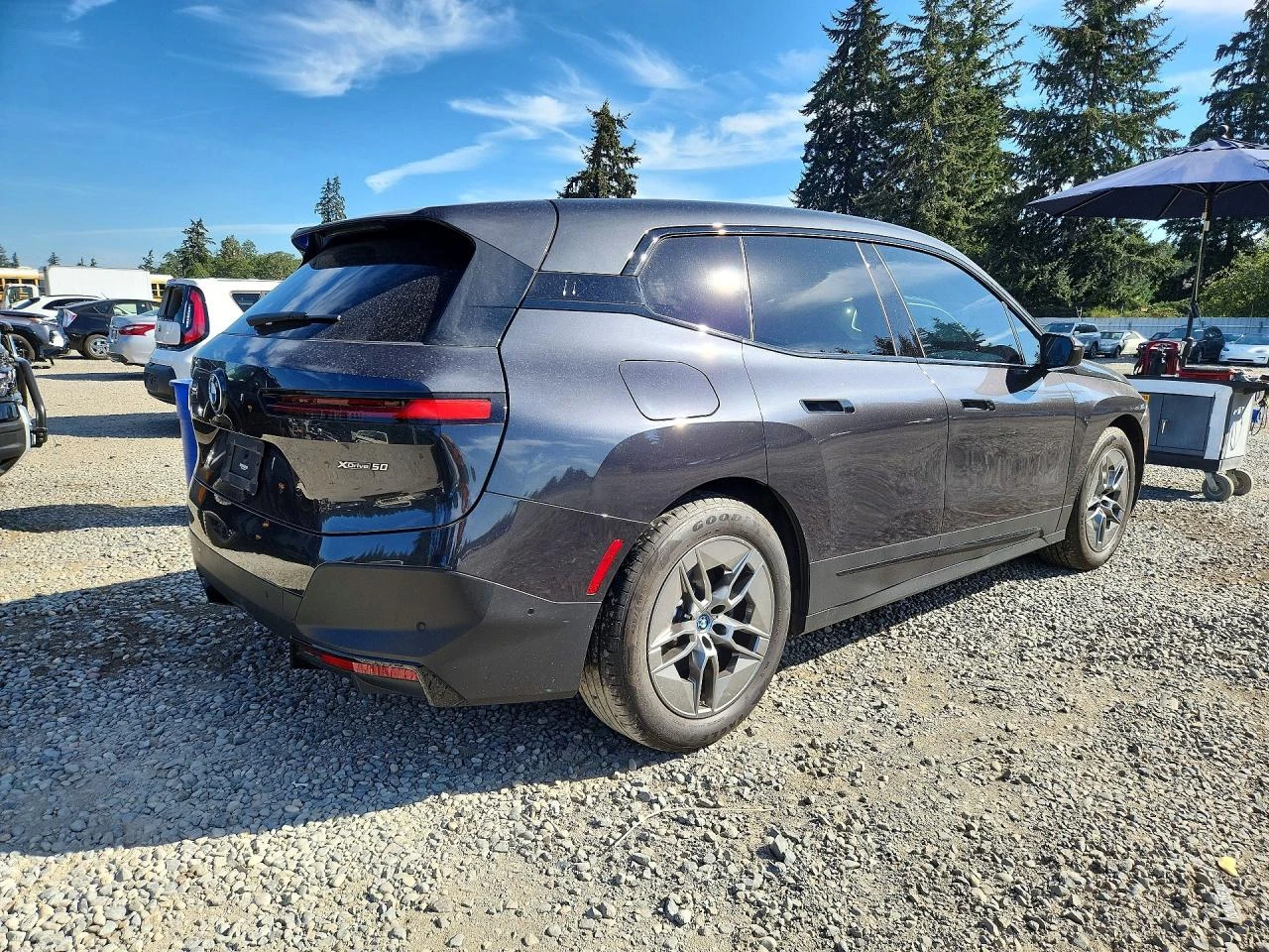 BMW iX XDRIVE50 | ACC | AWD | CW, снимка 4 - Автомобили и джипове - 55896691