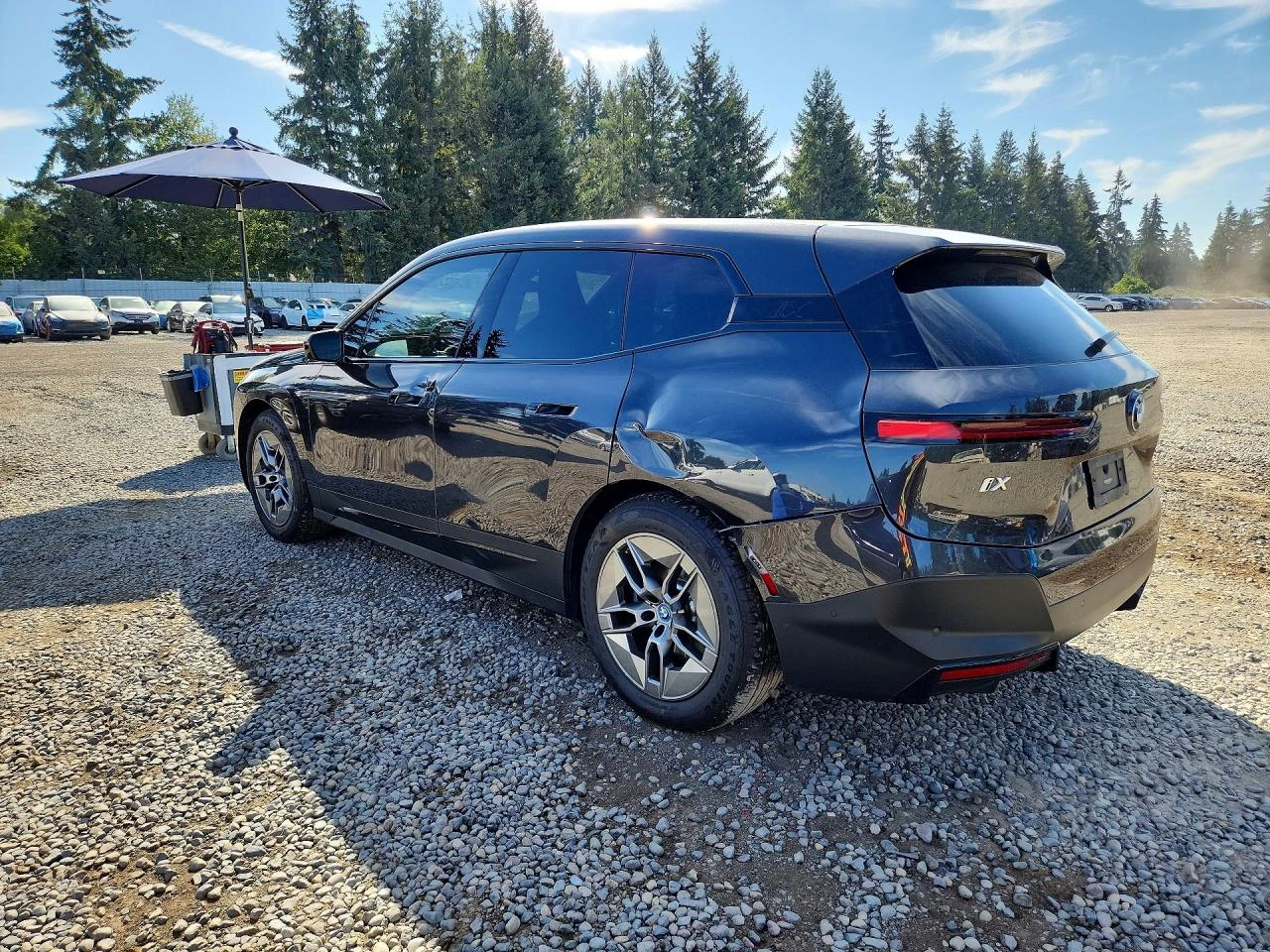 BMW iX XDRIVE50 | ACC | AWD | CW, снимка 3 - Автомобили и джипове - 55896691