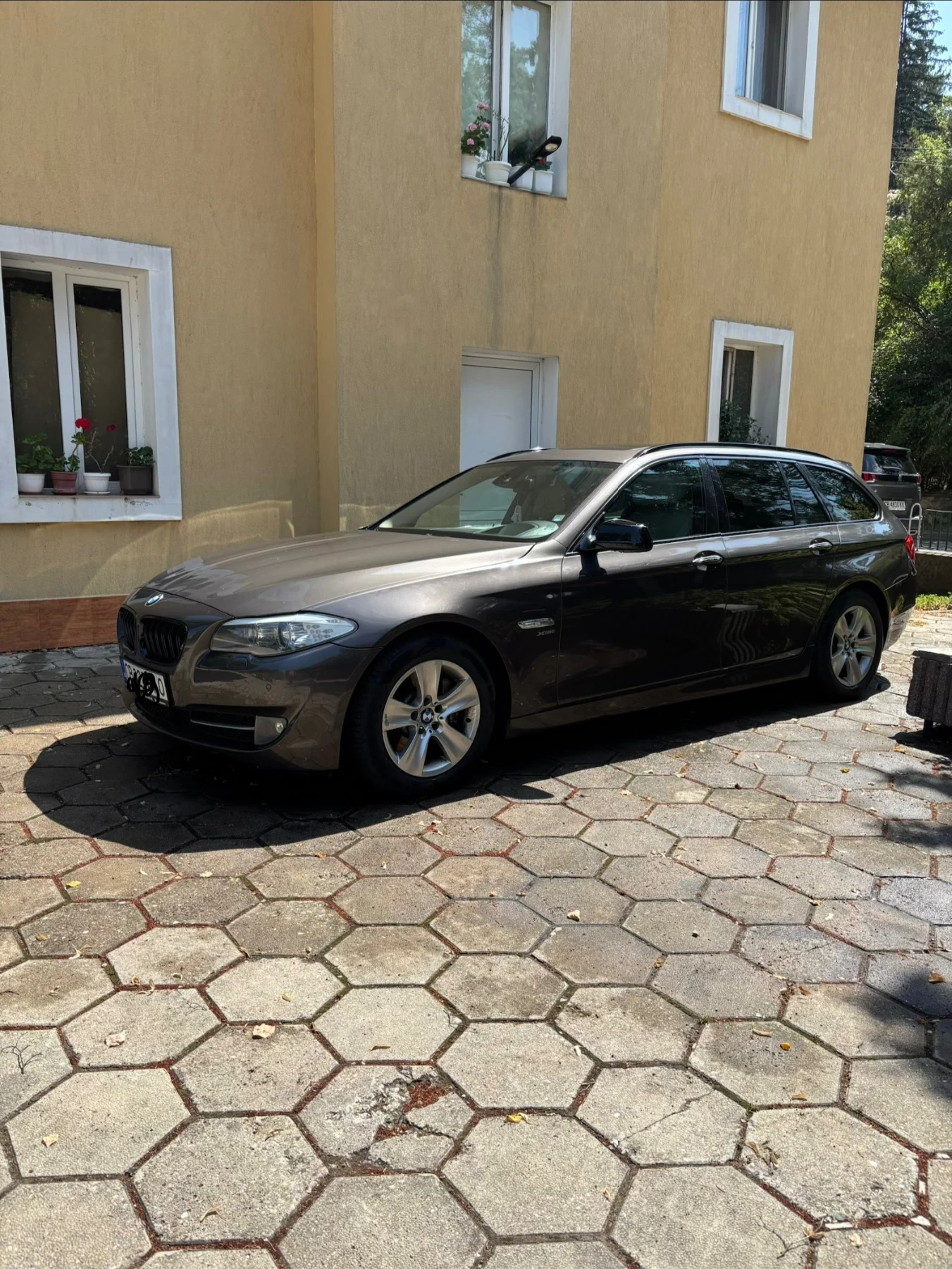 BMW 525 X drive