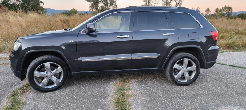 Jeep Grand cherokee 3.0CRD OVERLAND, снимка 4 - Автомобили и джипове - 46828865