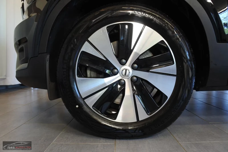 Volvo XC40 T5/INSCRIPTION-EXP./261HP/ACC/CARPLAY/KLESS/640f, снимка 9 - Автомобили и джипове - 51455652