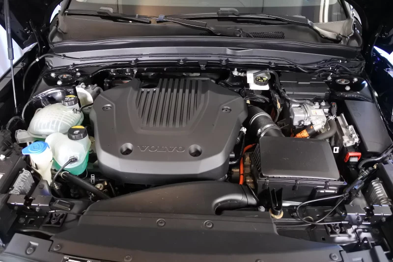 Volvo XC40 T5/INSCRIPTION-EXP./261HP/ACC/CARPLAY/KLESS/640f, снимка 8 - Автомобили и джипове - 51455652