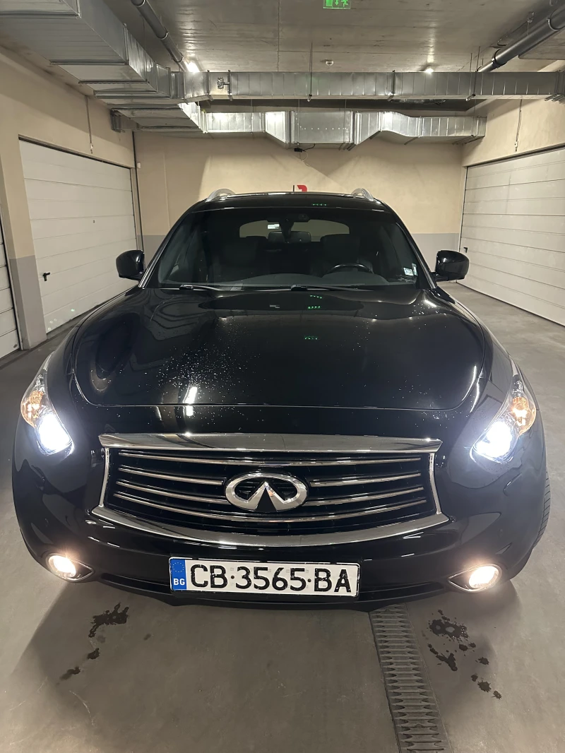 Infiniti Fx 30 D S Premium (N1), снимка 3 - Автомобили и джипове - 52682483