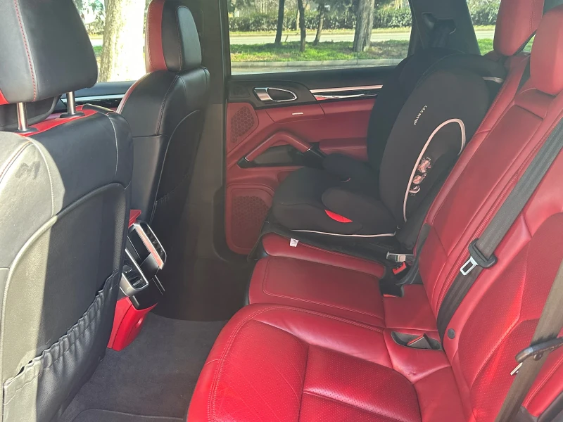 Porsche Cayenne 4.2 TDI* GTS PACK* FACE* ТЕГЛИЧ* , снимка 13 - Автомобили и джипове - 53030704