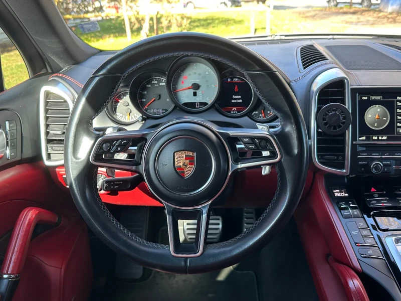 Porsche Cayenne 4.2 TDI* GTS PACK* FACE* ТЕГЛИЧ* , снимка 7 - Автомобили и джипове - 53030704