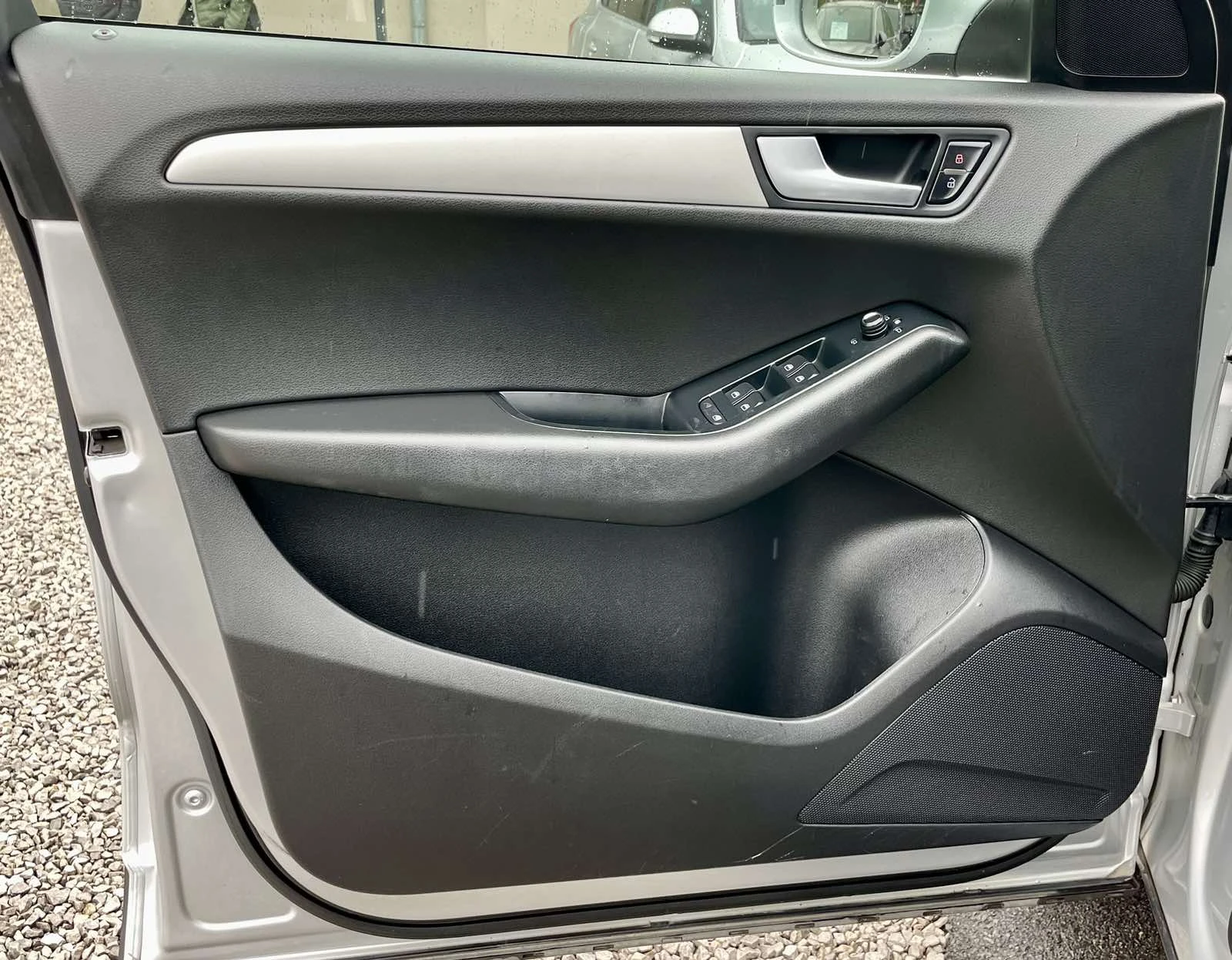 Audi Q5 QUATTRO 3.0D 239HP NAVI | Mobile.bg   16